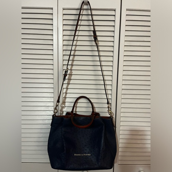 Stylish faux 4 fall. Crossbody/handle satchel. Several storage sections NWOT - Picture 2 of 8